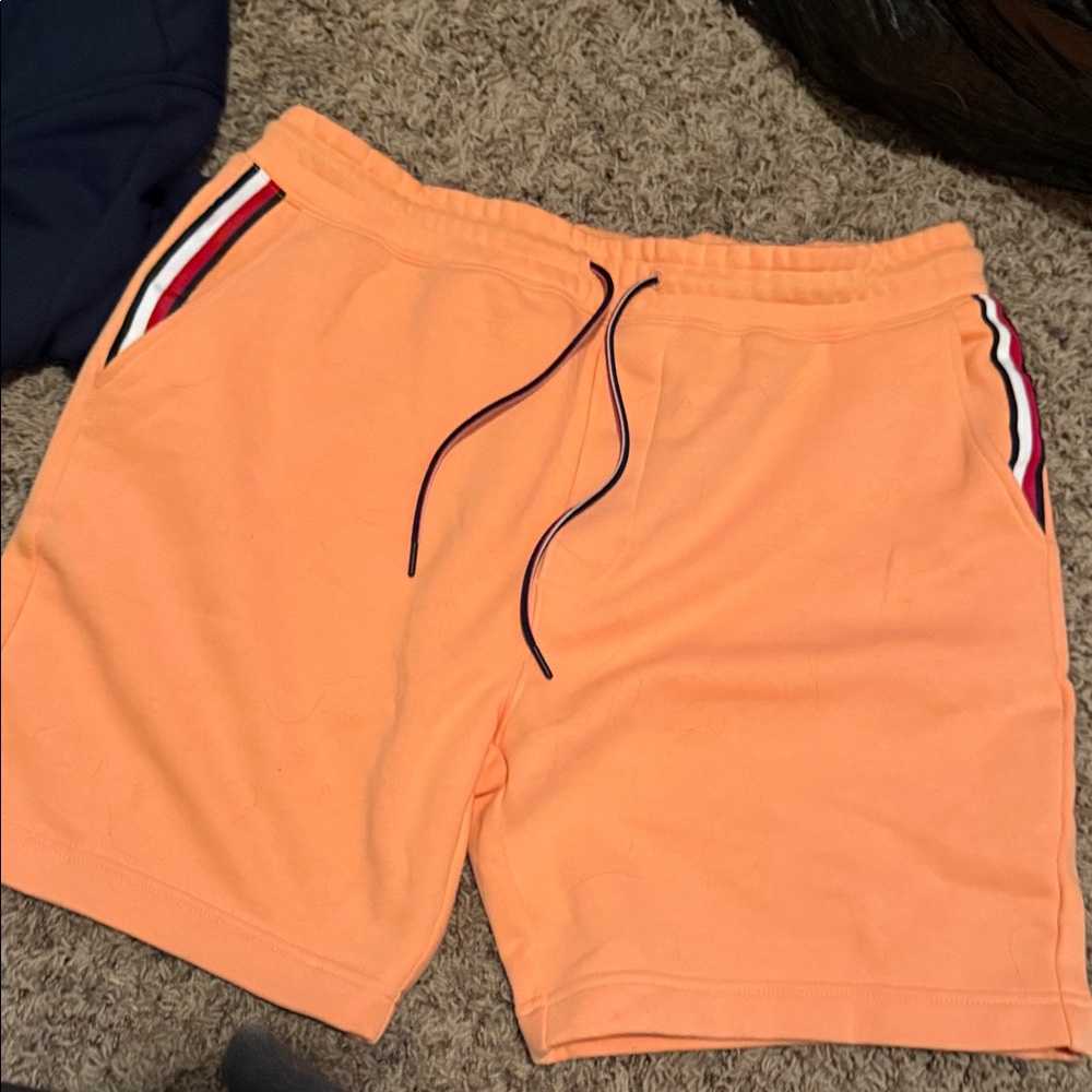 Tommy Orange Casual Shorts